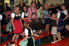 dirndl-party_alberweiler7_20110801_1450624051
